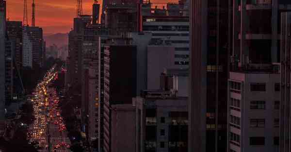 大数据包含设备数据的行业文章