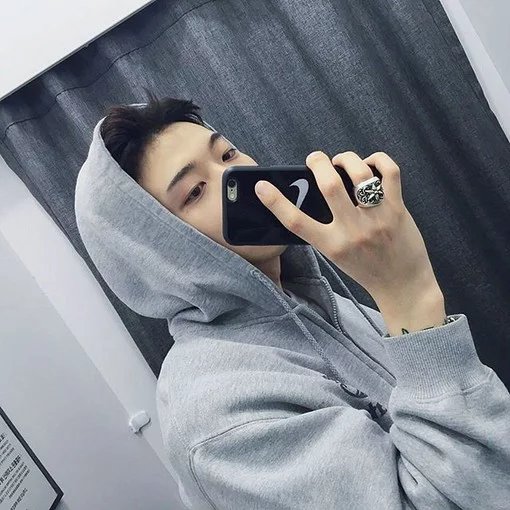 司雅亚云